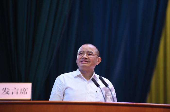 格兰仕董事长_格兰仕空调(2)