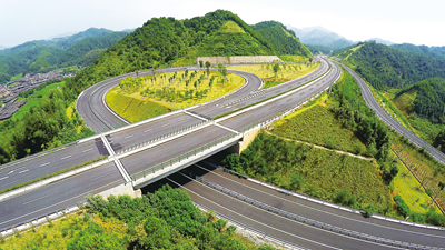 福建漳永高速公路新桥互通立交桥--中建路桥承建图片