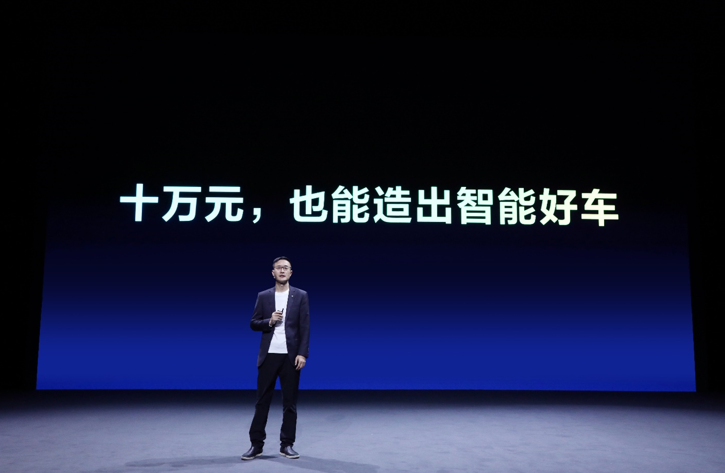 微信群二维码如何永久有效《qq群文件放在哪里》