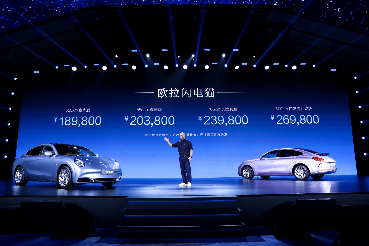 微信加群助手怎么设置《qq群里面的群文件在哪里打开》