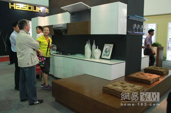上海厨卫展热度骤降 厨房设计融入整体生活空间