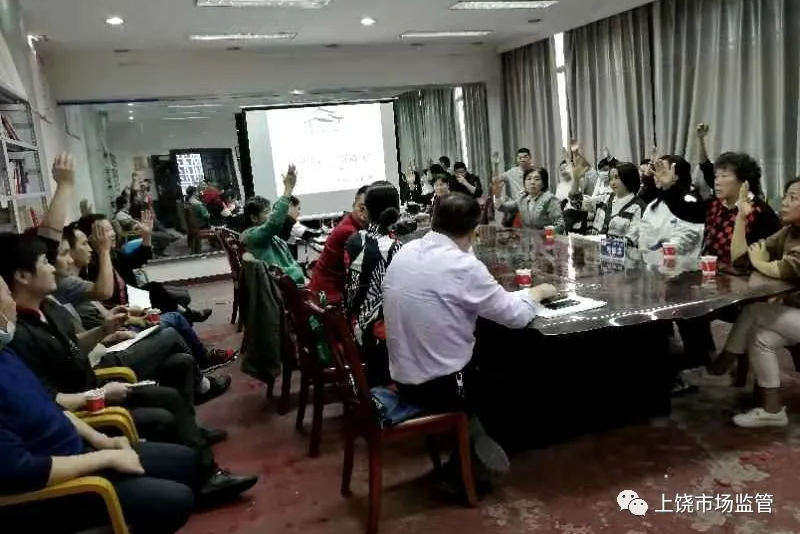 江西省上饶市市场监管局致力解“油”“烟” 还居民一片清新空气JN江南官网(图2)
