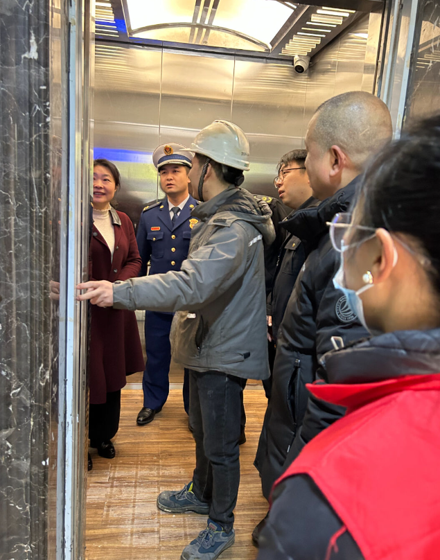 拧紧安全阀！江西九江市场监管部门开展岁末年初特种设备安全督查检查(图5)