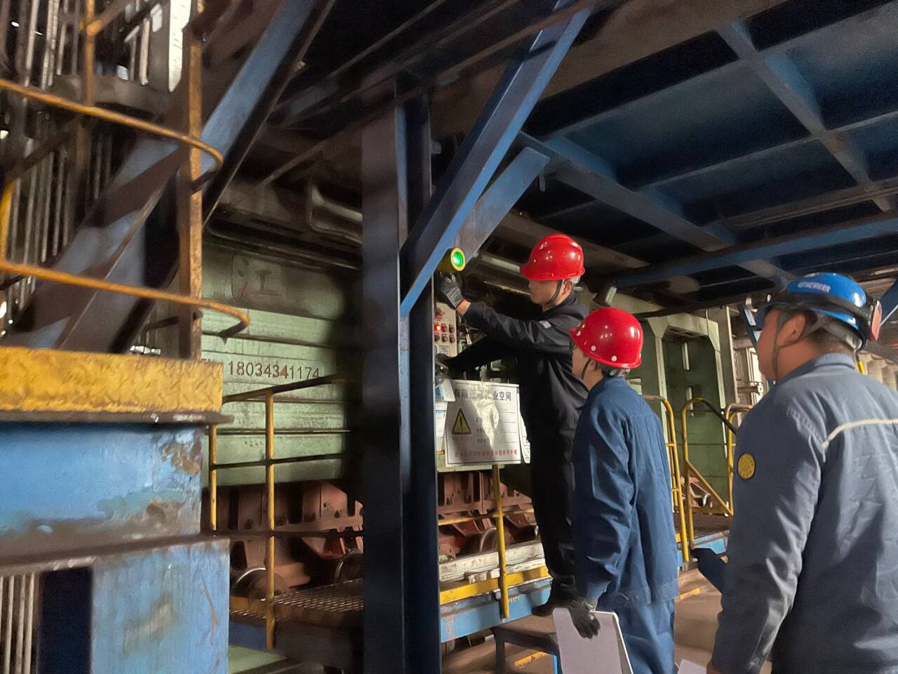 省计量院鄂州分院开展可燃气体报警器检定 助力企业安全生产_15332de1f7014d5e80df5b35fdd8a1fe.jpg_fd9763fbf0fa400081ee7a239805a55c.jpg