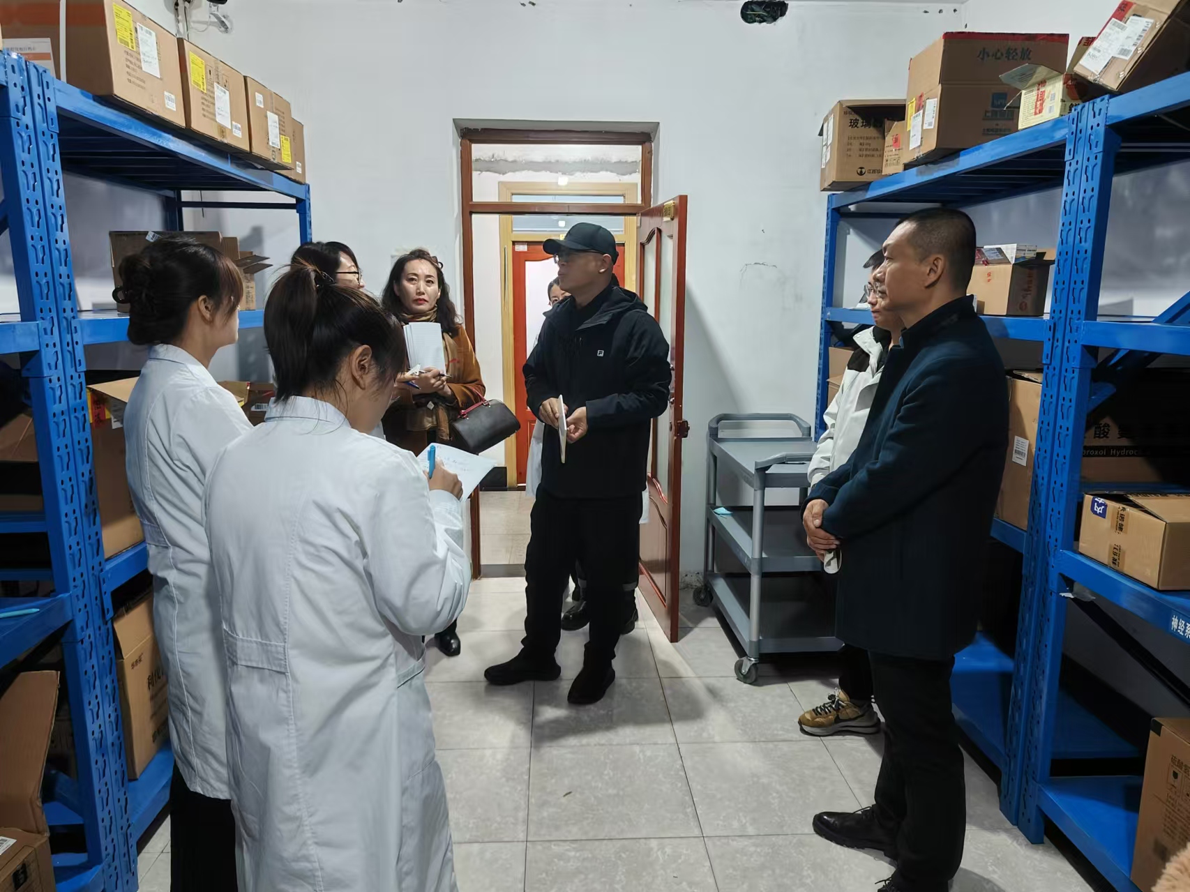伊春市市场监督管理局深入开展药品使用单位监督检查_343fecc6aafcde5be8f1cfccb891036.jpg_a292d184cca2460d93c5fd0dae127717.jpg