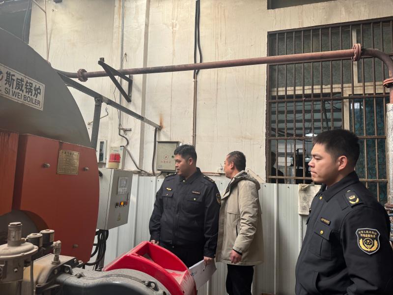 安徽省巢湖市槐林市场监管所开展环境监测、安全防护用强制检定计量器具专项检查_微信图片_20250306180827.jpg_a61133d1ecac41d893b07cfcb79792b6.jpg