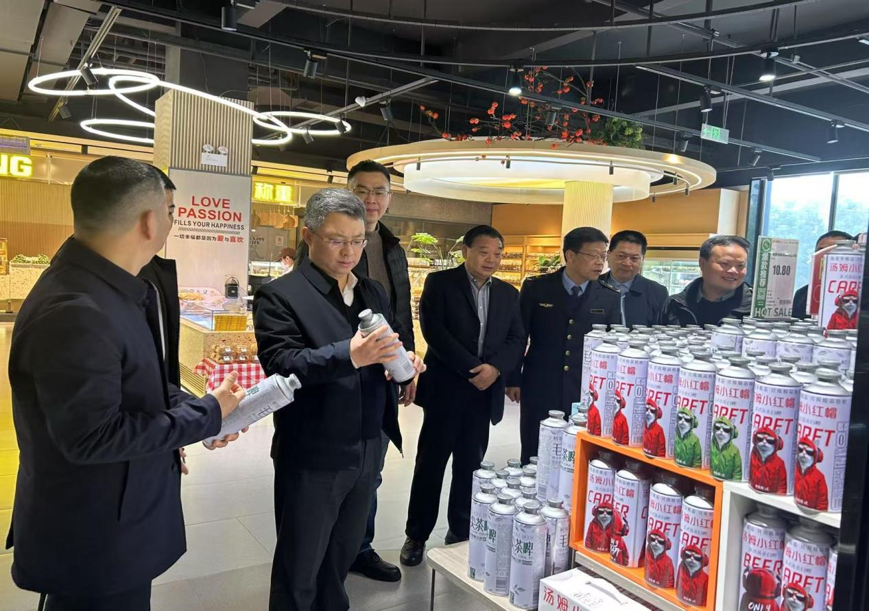 安徽省舒城县消保委联合相关部门开展市场专项执法检查_图片1.png_ab5f8034cf5f4924b392df11847fb6fe.png