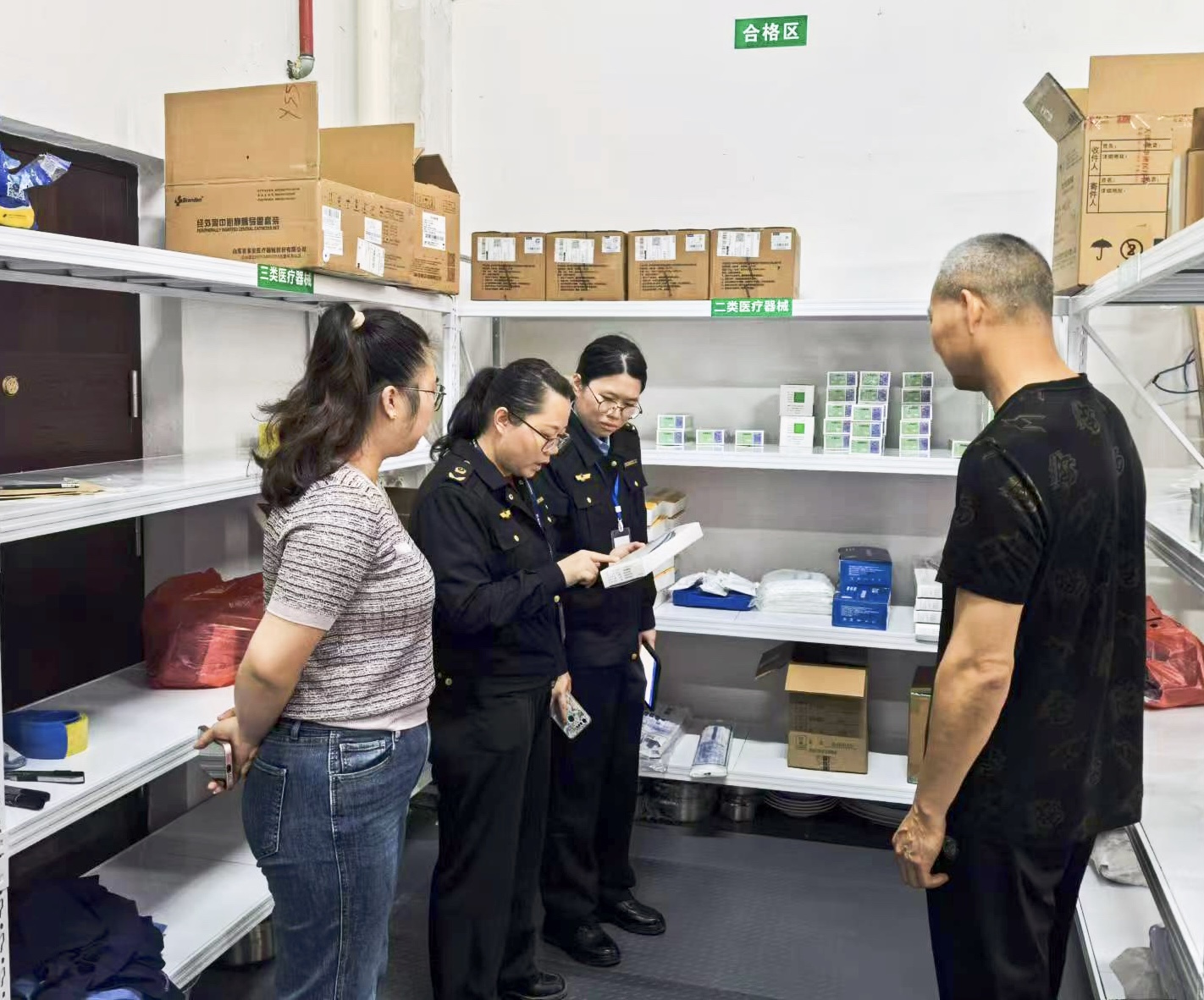 广西柳州市柳江区：常态化开展药械质量检查 保障群众药械使用安全_ffaf6a3631f88dfea64bff9db0e58f2.jpg_3bd811537e234855a140151c131659a0.jpg