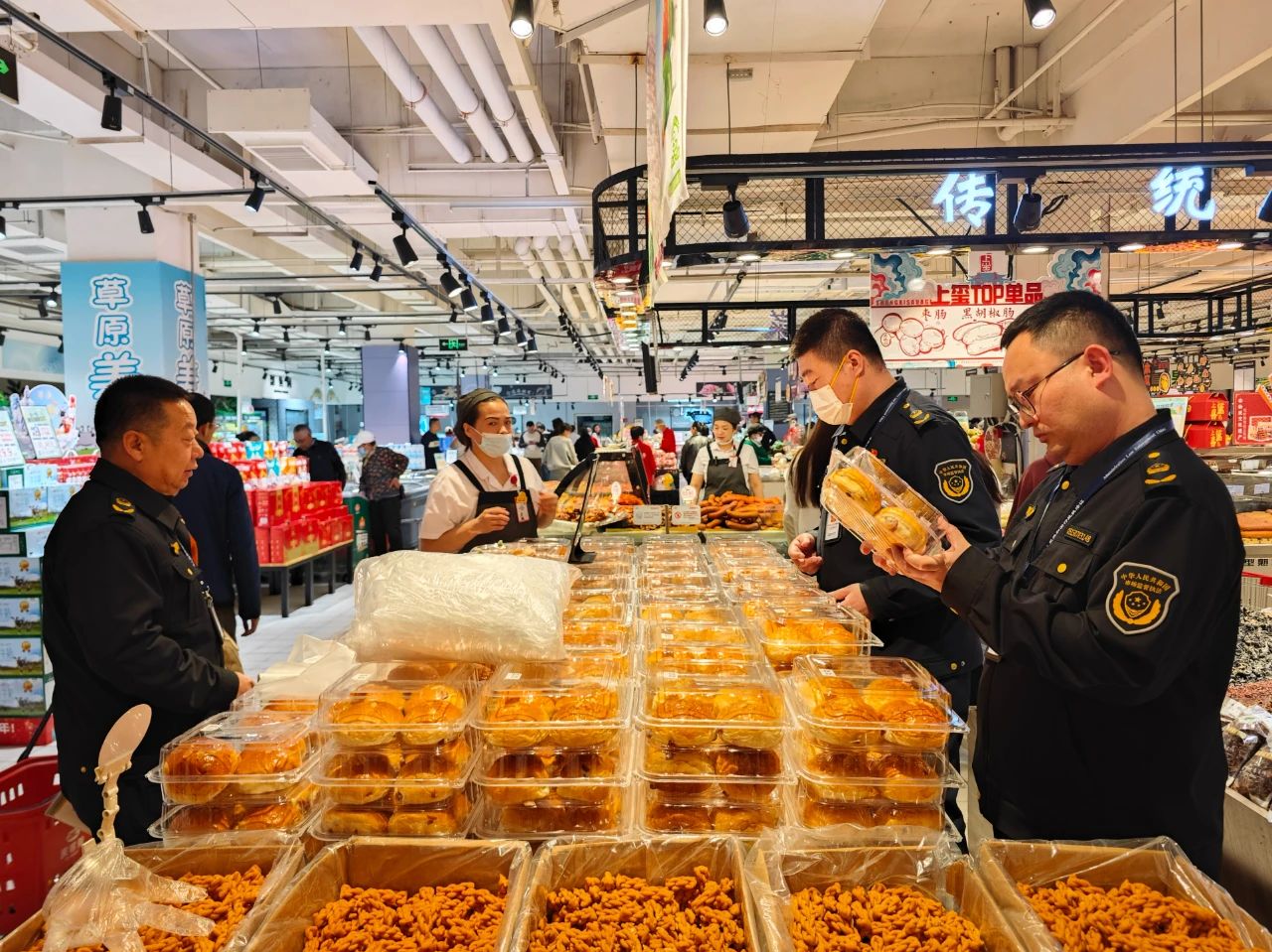 内蒙古扎兰屯市市场监督管理局开展旅游市场专项检查行动_7f3afc3bc319b7f549ed4127cd9a8d68.jpg_fd08a0e6e6ba4f79ac4ec5a7eb2ca0f9.jpg