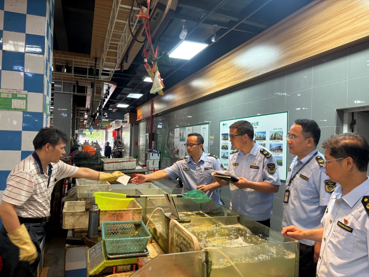 广西柳州市柳江区：源头管控，全过程监管，守护农田到餐桌的 食品安全_ef2ca383e3c3c45997df2ebee22d850b.jpg_e5c5759f5f164b3793bfa969833895e8.jpg