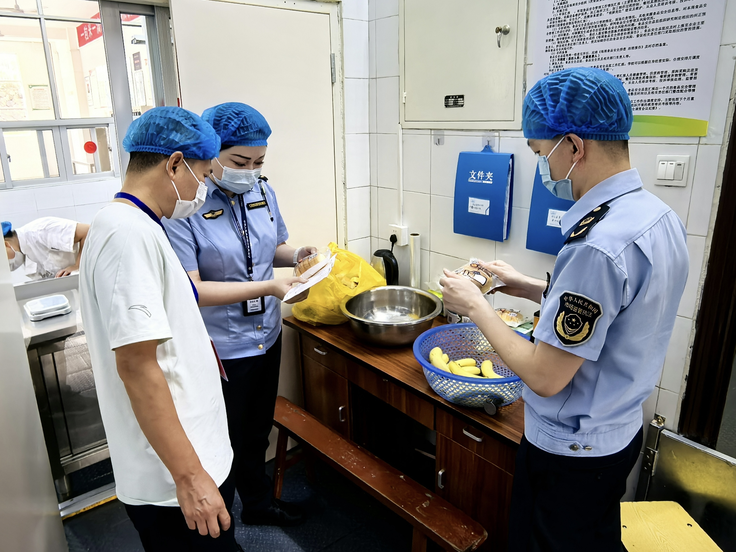 将乐县市场监督管理局开展学校及校园周边食品安全检查_3.jpg_56f426b5d87b450d9e45d93ff4b0fdd3.jpg