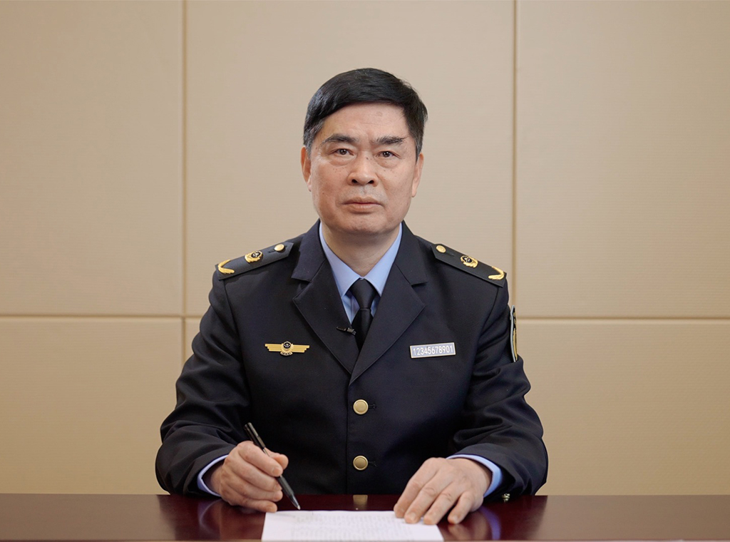 广东省市场监管局党组成员、副局长 汤 武